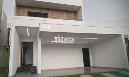 Casa no condomínio Terras Alpha disponível para venda em Uberlândia-MG