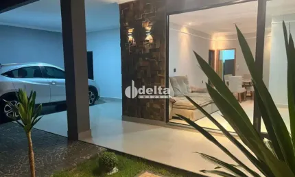 Casa disponível para locação no bairro Jardim Europa  em Uberlândia-MG