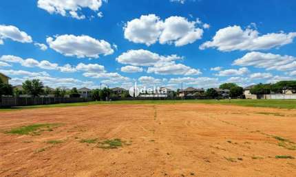 Terreno disponível para venda 420 m² no bairro Custódio Pereira em Uberlândia MG