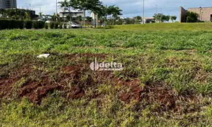 Terreno em condomínio disponível para venda no bairro gávea em uberlândia mg