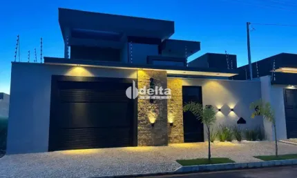 Casa residencial disponível para venda no bairro Grand Ville em Uberlândia - MG.