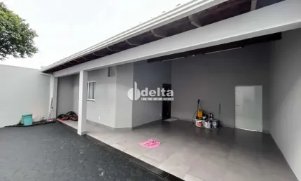 Casa disponível para venda no bairro Santa Rosa em Uberlândia MG