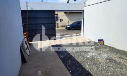 Casa residencial disponível para venda no Bairro Guarani em Uberlândia-MG