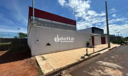 Galpão disponível para venda no bairro Novo Mundo em Uberlândia-MG