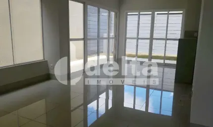 Casa no condomínio VILLAGE PARADISO II disponível para Venda e locação em Uberlândia-MG