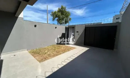 Sobrado disponível para venda no bairro Novo Mundo em Uberlândia-MG