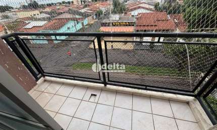 Apartamento disponível para venda no bairro Segismundo Pereira em Uberlândia-MG