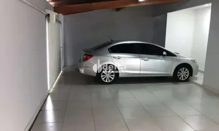 Casa disponível para locação no bairro jardim das palmeiras em uberlândia-mg