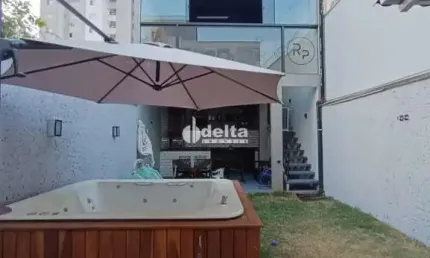 Casa disponível para venda no bairro Laranjeiras em Uberlândia MG