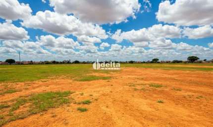 Terreno disponível para Venda 261 m² no bairro Jardim America I em Uberlândia-MG