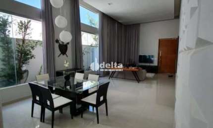 Casa no condomínio Splendido disponível para Locação