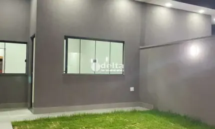 Casas residencial  disponível para venda no bairro Shopping Park em Uberlândia-MG