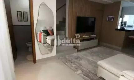 Casa disponível para venda no bairro praça alto umuarama em uberlândia-mg