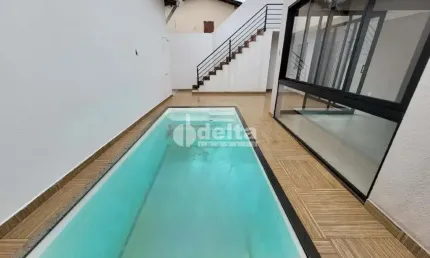 Casa disponível para venda no bairro Nova Uberlândia em Uberlândia MG
