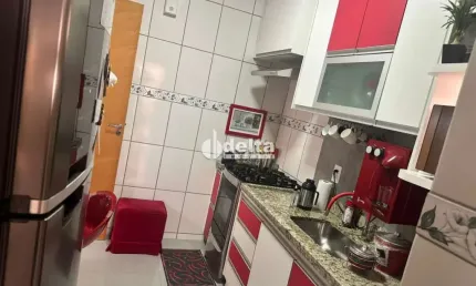 Apartamento disponível para venda no bairro Presidente Roosevelt em Uberlândia-MG
