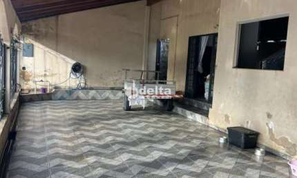 Casa disponível para venda no bairro Carajás em Uberlândia MG