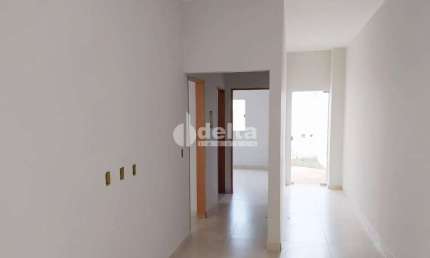 Casa residencial disponível para venda no bairro Shopping Park em Uberlândia-MG.
