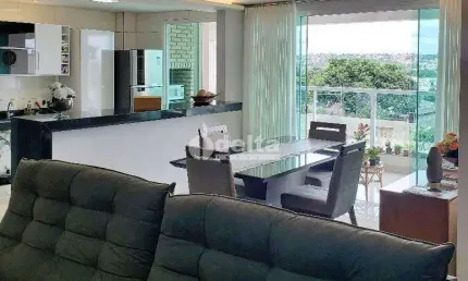 Apartamento disponível para venda e locação no bairro Carajás em Uberlândia-MG