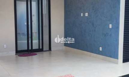 Casa disponível para venda no bairro Verde Umuarama em Uberlândia MG