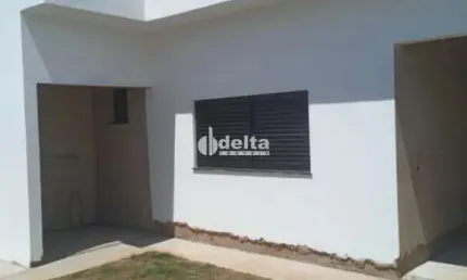 Casa residencial  disponível para venda no bairro Jardim Brasília em Uberlândia-MG