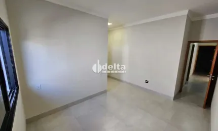 Casa disponível para venda no bairro Bosque dos Buritis em Uberlândia MG