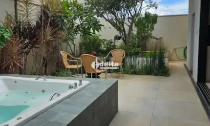 Casa disponível para venda no bairro Shopping Park em Uberlândia MG