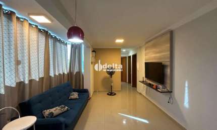 Apartamento disponível para venda no bairro Segismundo Pereira em Uberlândia-MG
