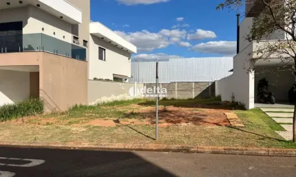 Lotes disponível para venda no bairro laranjeiras em uberlândia-mg
