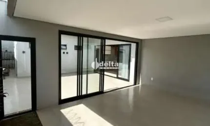Casa disponível para venda no bairro laranjeiras em uberlândia mg