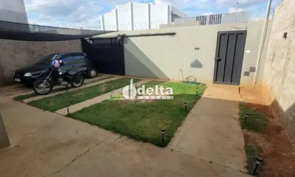 Casa disponível para venda no bairro Laranjeiras em Uberlândia MG