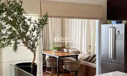 Casa no condomínio Splendido disponível para locação e venda em Uberlândia-MG