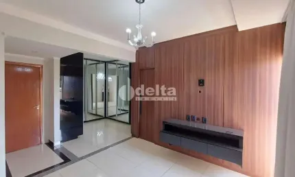 Cobertura disponível para venda no bairro Brasil em Uberlândia-MG