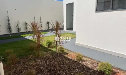Casa disponível para venda no bairro grand ville em uberlândia mg