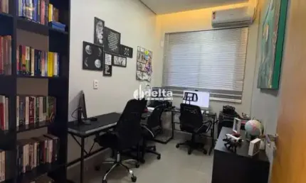 CASA EM CONDOMINIO SPLENDIDO DISPONÍVEL PARA VENDA EM UBERLANDIA MG