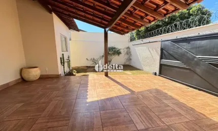 Casa disponível para venda no bairro granada em uberlândia mg