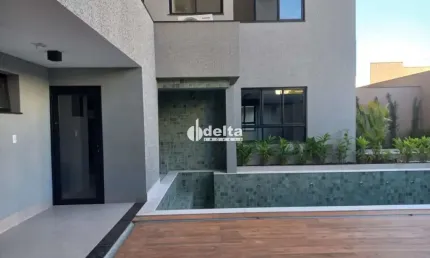 Apartamento disponível para venda no bairro Santa Mônica em Uberlândia-MG