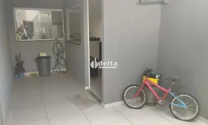 Casa disponível para venda no bairro Jardim Sucupira em Uberlândia MG