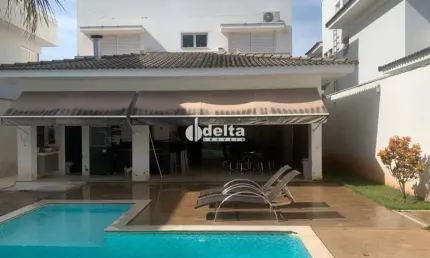 Casa disponível para venda no bairro jardim karaíba em uberlândia mg