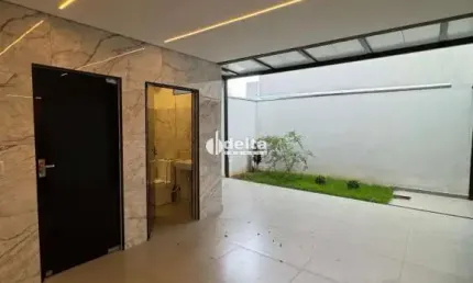 Casa no condomínio Alto Paradiso disponível para venda em Uberlândia-MG
