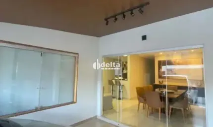 Casa disponível para venda no bairro Brasil em Uberlândia MG