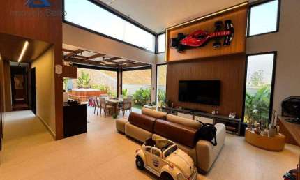 Casa à venda, 175 m² por R$ 2.100.000,00 - Bairro Itapema - Itatiba/SP