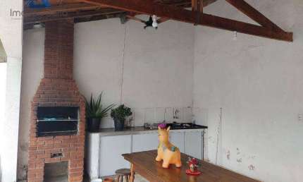 Casa com 2 quartos à venda na Rua Benedito Ubinha, Parque São Francisco, Itatiba