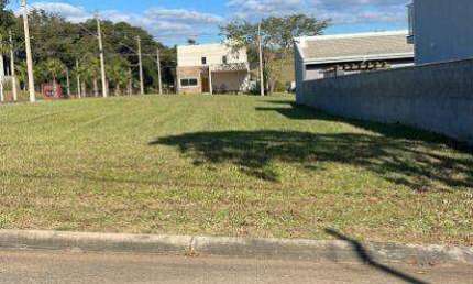 Lindo Terreno de esquina à venda - Condomínio Bosque dos Pires Itatiba/SP