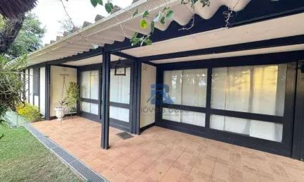 Casa com 3 dormitórios à venda, 229 m² por R$ 990.000,00 - Condomínio Ville de Chamonix - Itatiba/SP