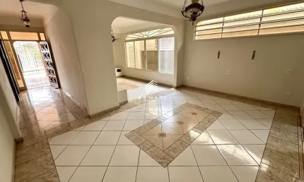 Casa à venda no bairro Jardim Paulista - Ribeirão Preto/SP