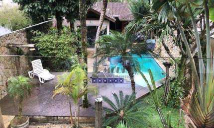 SOBRADO ALTO PADRÃO NO  NOVA CINTRA -  EM EXCELENTE LOCALIZAÇÃO - COM PISCINA, JACUZZI, JARDIM, SOLARIUM, LAREIRA E CHURRASQUEIRA