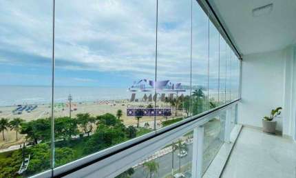 FRENTE AO MAR GONZAGA - TOTALMENTE REFORMADO E MODERNIZADO EM ALTO PADRÃO - VISTA PANORÂMICA