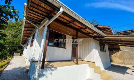 Casa com 3 quartos para alugar no Glória, Blumenau 