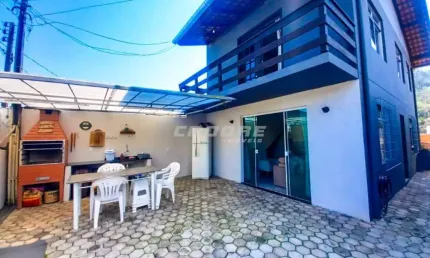 Casa à venda, 6 quartos, 2 vagas, Água Verde - Blumenau/SC