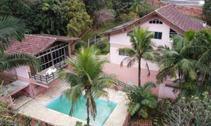 Casa para fins comerciais e/ou residêciais | Cadore Imóveis